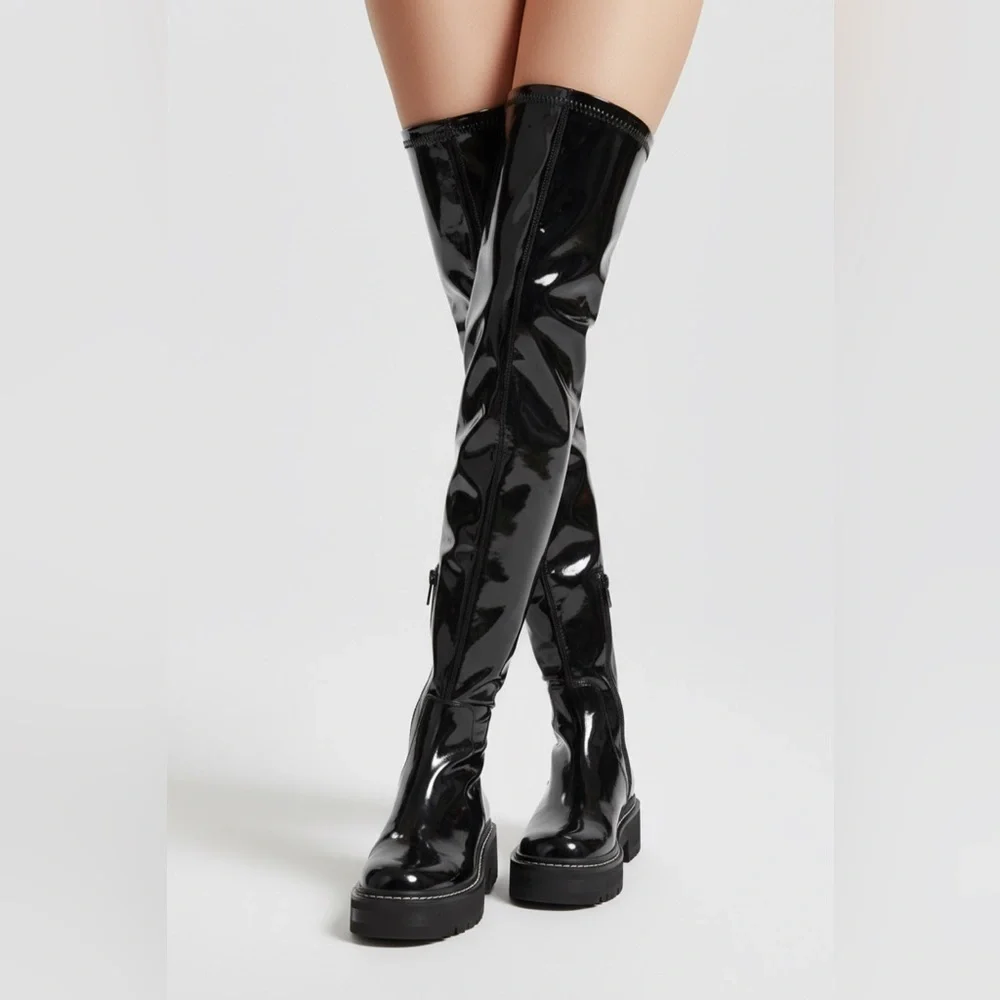 Sam Edelman looking slick